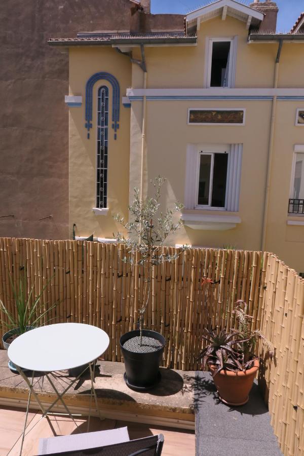B&B Le Patio En Ville - Chambres D'Hotes Нарбонна Экстерьер фото